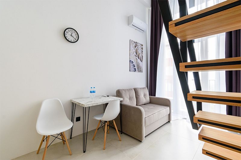 Апартаменты 2-уровневые (с балконом)