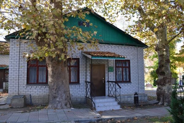 Коттедж 3-местный Стандартный (корпус №4/2)1