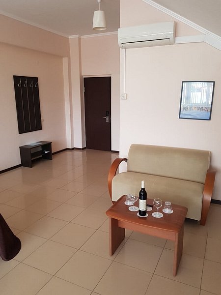 Супериор 2-местный 2-комнатный (мансарда)