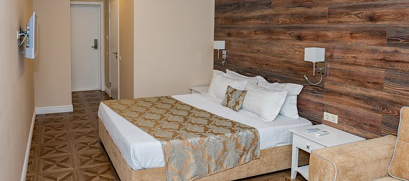 Полулюкс 2-местный (с балконом)