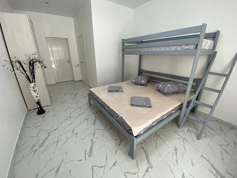 Стандартный 3-местный 1-комнатный (с террасой)