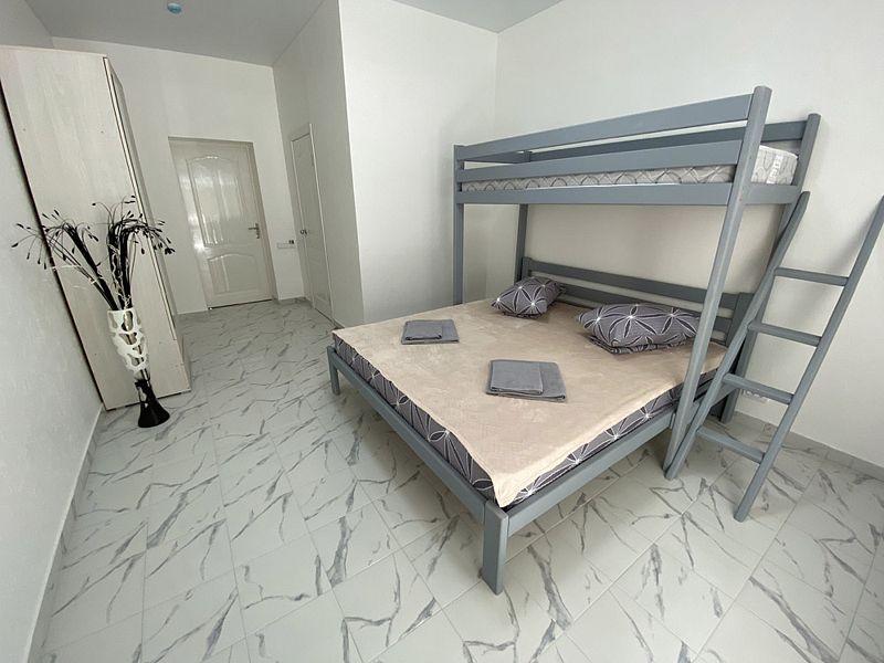 Стандартный 3-местный 1-комнатный (с террасой)