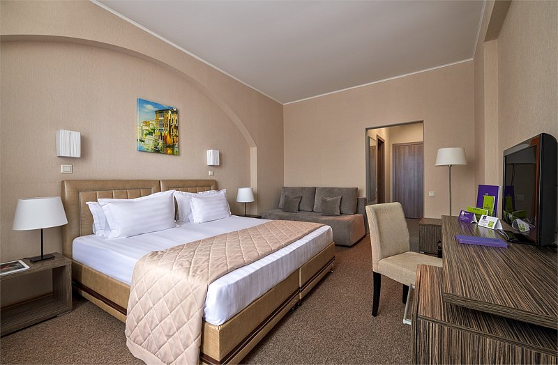 Делюкс 2-местный (корпус Запад)