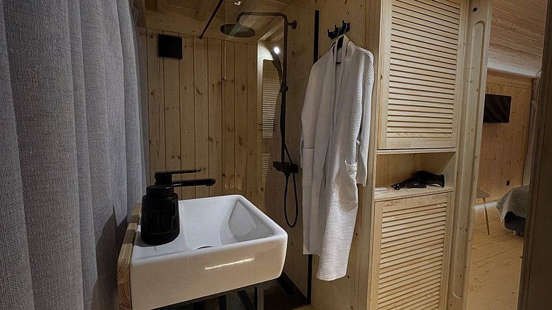 Дом Эко 2-местный 1-комнатный (у воды)