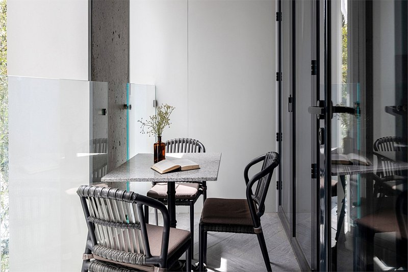 Делюкс 2-местный (с балконом)