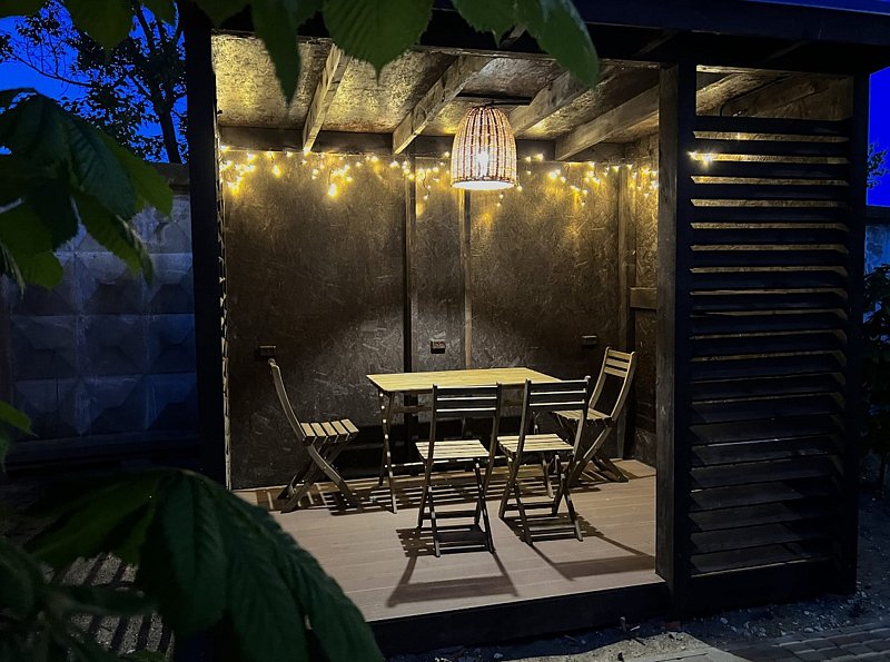 Семейный 2-местный 1-комнатный (с кухней и беседкой)