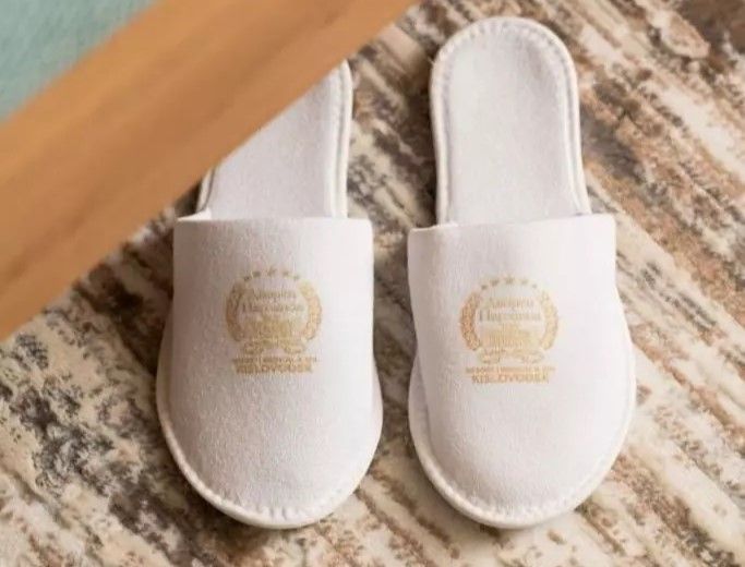 Делюкс 2-местный 1-комнатный (с балконом)