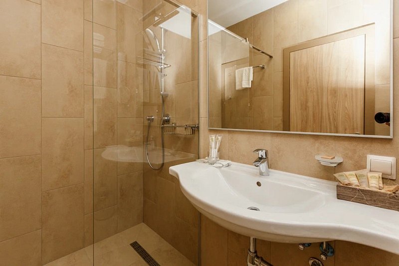 Стандартный Wind Rose Улучшенный 2-местный