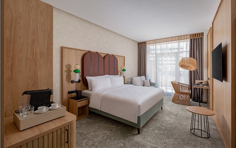 Deluxe 2-местный (Special Pool View)