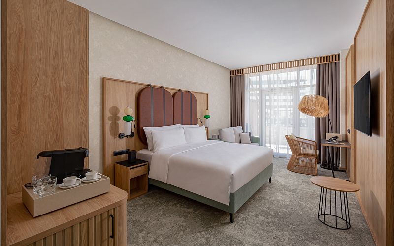 Deluxe 2-местный (Special Pool View)