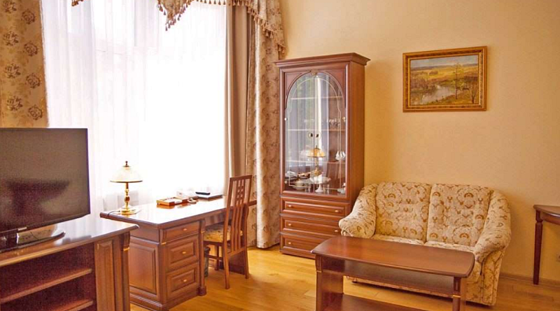 Люкс 1-местный 2-комнатный (улучшенный, корпус 4)