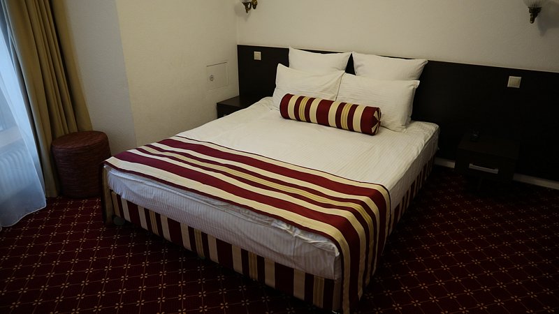 Полулюкс 2-местный 2-комнатный (корпус 1, вид на лес)