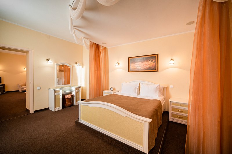 Люкс 1-местный 2-комнатный