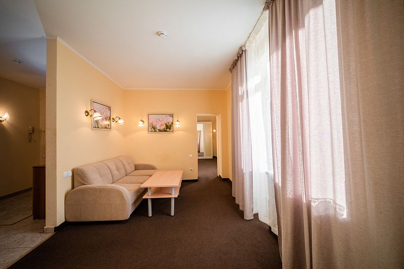 Люкс 1-местный 2-комнатный