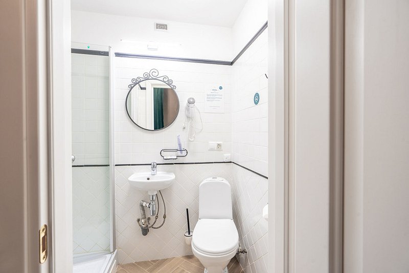 Эконом 2-местный (без окна)