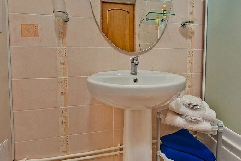 Люкс 2-местный 2-комнатный (с балконом)