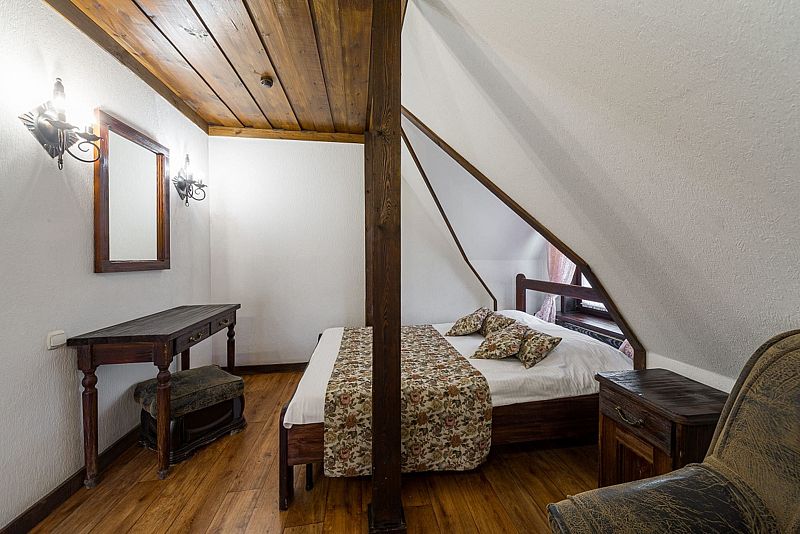 Коттедж 4-местный 3-комнатный 2-этажный