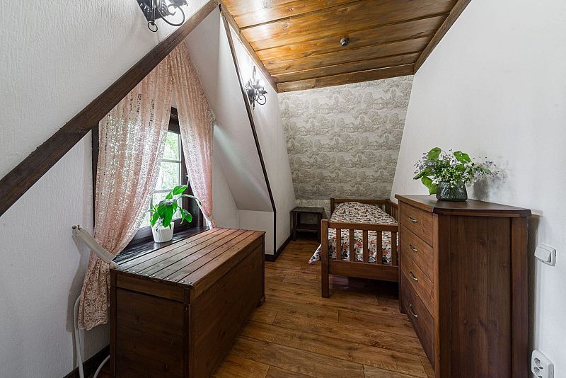 Коттедж 4-местный 3-комнатный 2-этажный