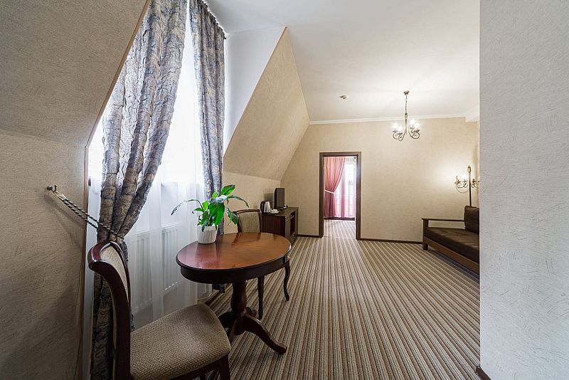 Люкс 2-местный 2-комнатный (вид на залив)