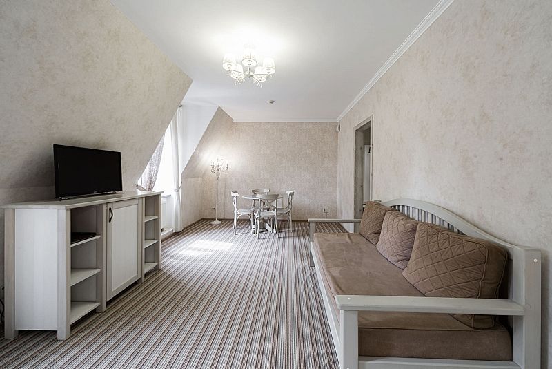 Люкс Премиум 2-местный 2 комнатный (вид на лес)