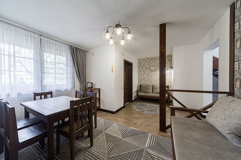 Таунхаус 4-местный 2-комнатный 2-этажный