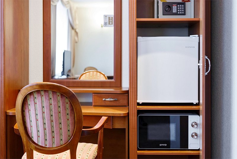 Полулюкс 2-местный 2-комнатный (Студио)