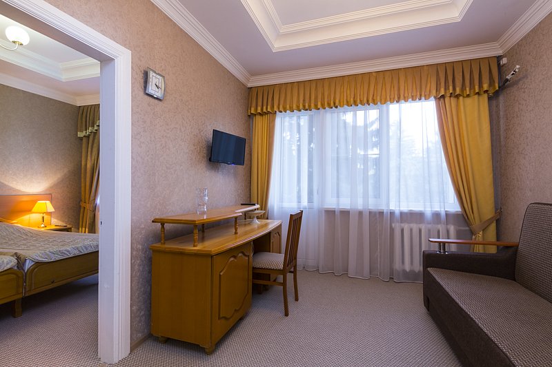 Люкс 2-комнатный 2-местный в корпусе 1 (5)