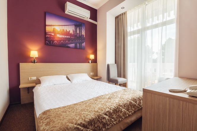 Стандартный 2-местный 2-комнатный (с балконом, корпус 5)