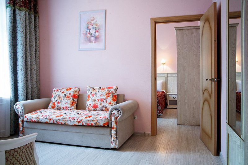 Люкс 2-местный 2-комнатный (Казань)