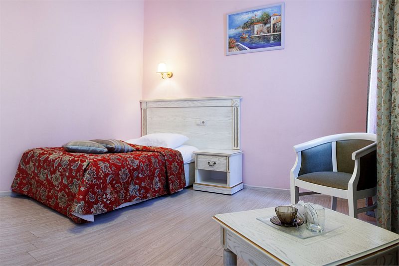 Улучшенный 1-местный 1-комнатный (Казань)