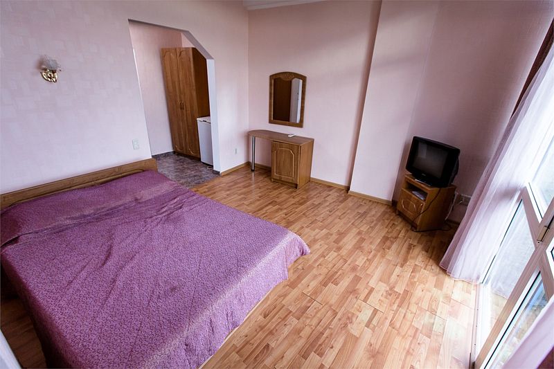 Стандартный 2-местный (с балконом)