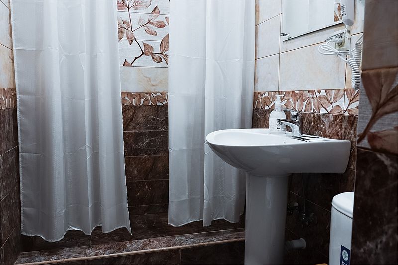 Стандартный 2-местный (с балконом, вид на город)