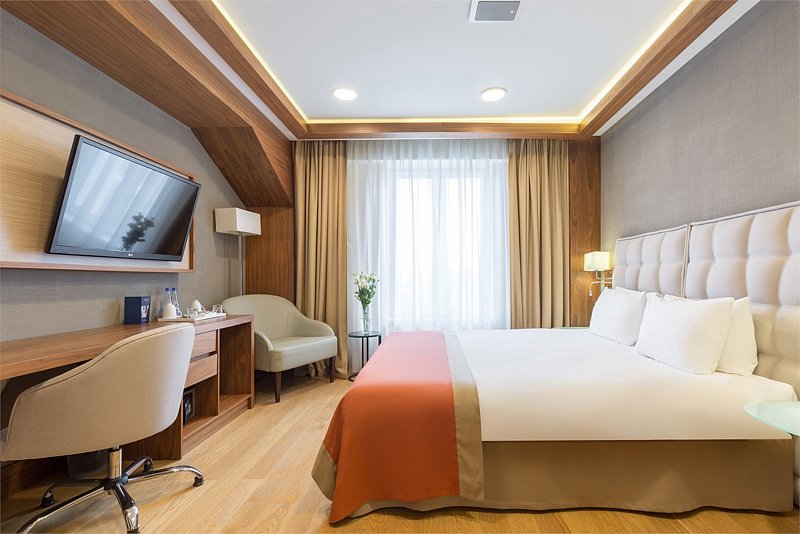 Люкс 4-местный 5-комнатный (Президентский)