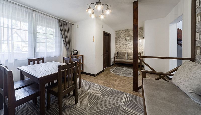 Таунхаус 4-местный 2-комнатный 2-этажный