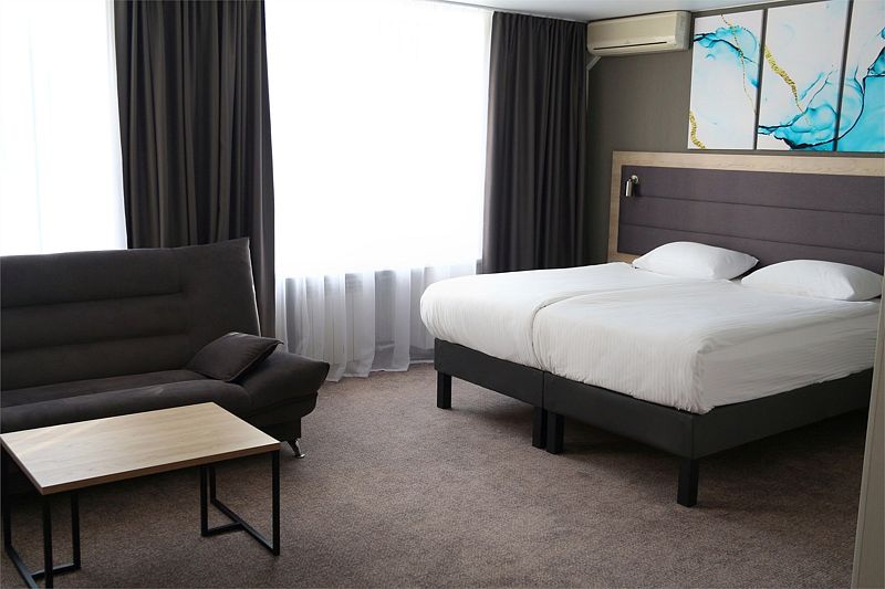 Студио 3-местный