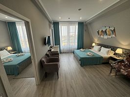 Представительский Люкс с Видом на Море / Executive Suite With Sea View, Гостиница Vivat, Новороссийск