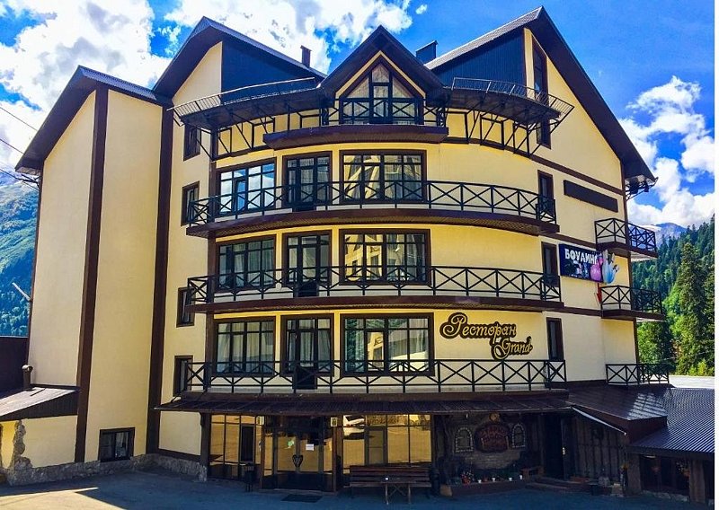 Гостевой комплекс Гранд Отель, Республика Карачаево-Черкесия, Домбай Домбай Теберда