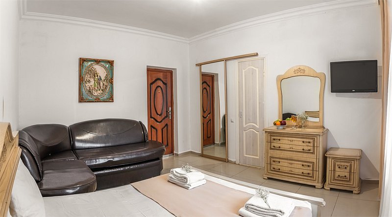 Комфорт 3-местный (с балконом)