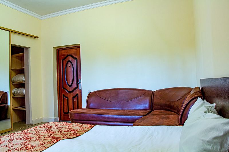 Семейный 4-местный (с балконом)