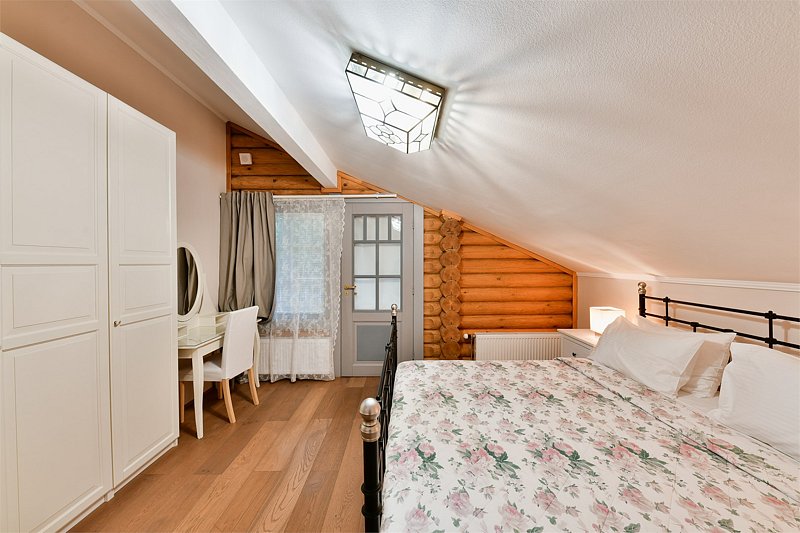 Коттедж 10-местный 2-этажный