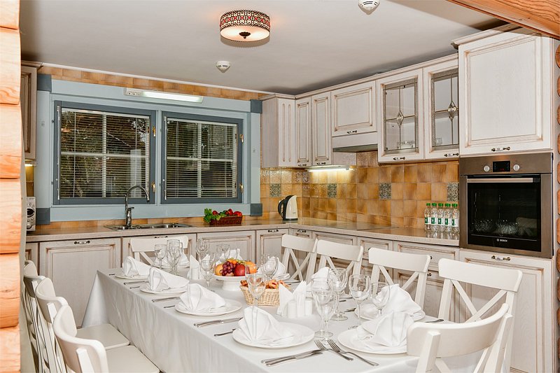 Коттедж 10-местный 2-этажный