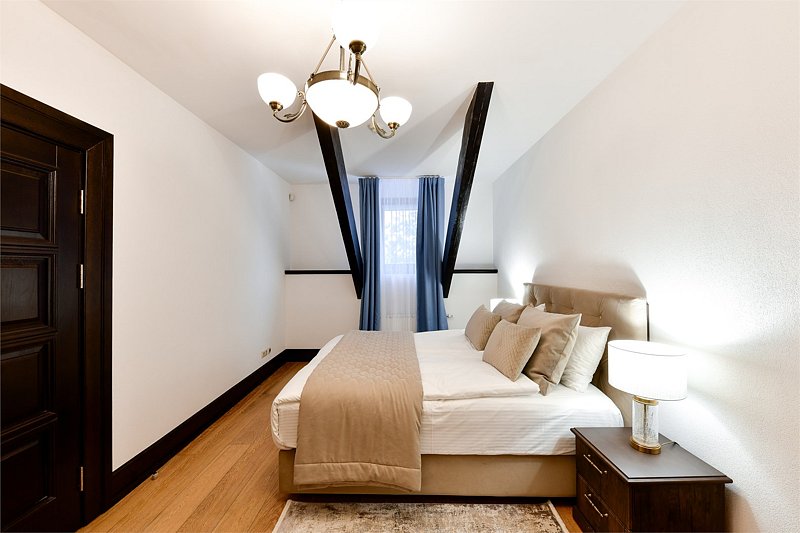 Коттедж 10-местный 5-комнатный (с третьим светом)