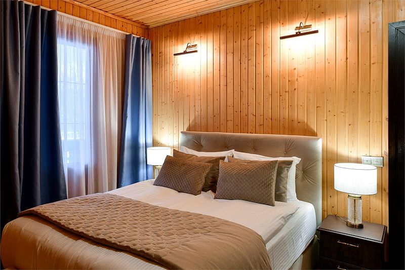 Коттедж 10-местный 5-комнатный (с третьим светом)