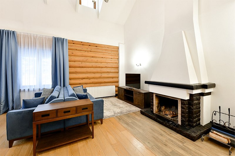 Коттедж 10-местный 5-комнатный (с третьим светом)