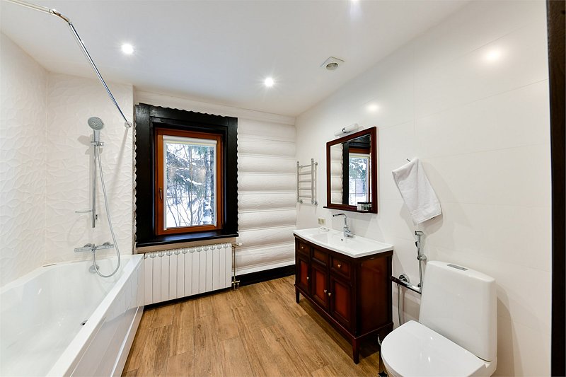 Коттедж 10-местный 5-комнатный (с третьим светом)