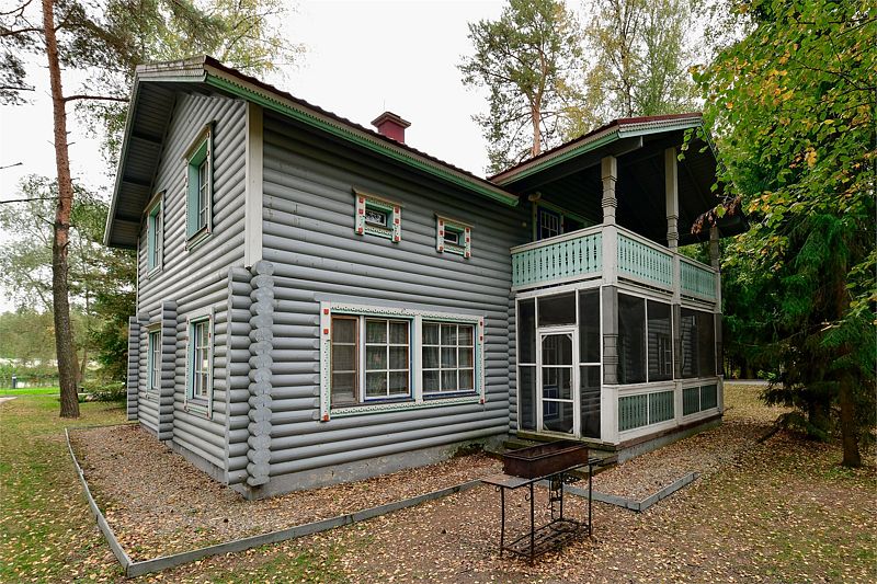 Коттедж 10-местный 5-комнатный (со вторым светом)