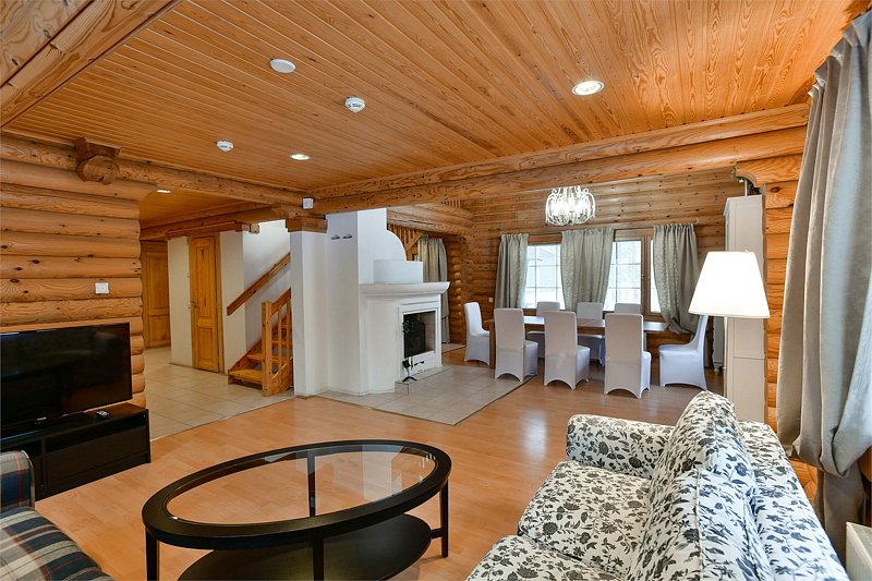 Коттедж 10-местный 5-комнатный (со вторым светом)