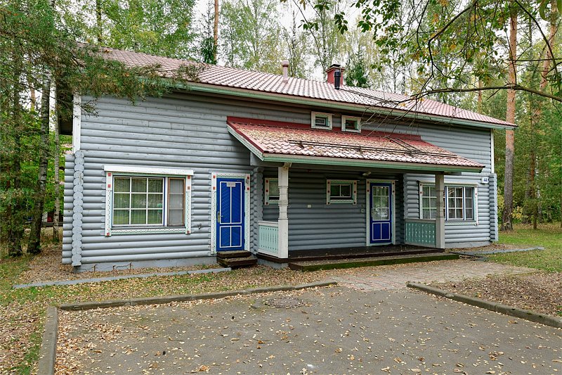 Коттедж 10-местный 5-комнатный (со вторым светом)