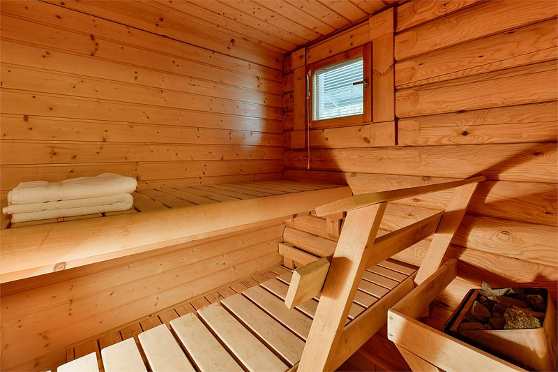 Коттедж 6-местный 2-этажный (со вторым светом)