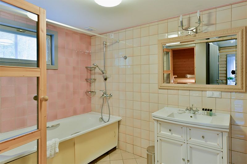 Коттедж 6-местный 2-этажный (со вторым светом)